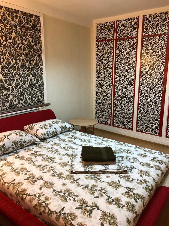 Kyiv Apartment In Pechersk On Oleksandra Kopylenko Zewnętrze zdjęcie